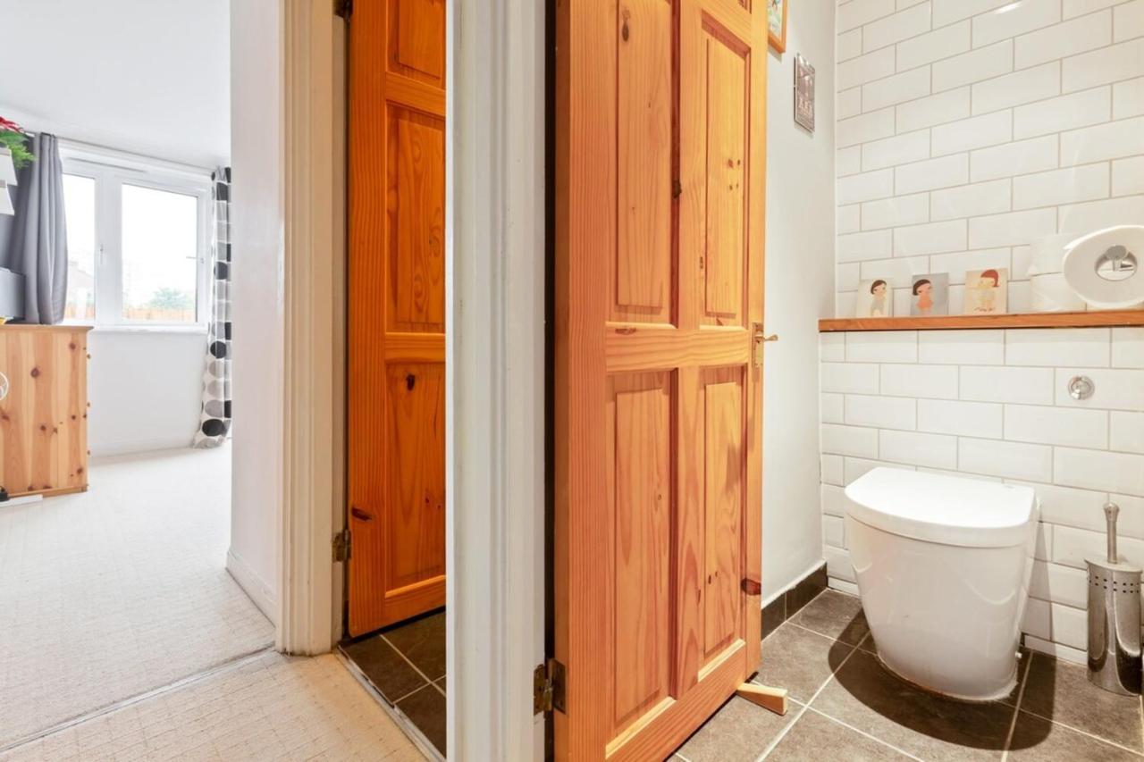 Spacious 2 Bedroom Apartment In Cricklewood London Eksteriør bilde