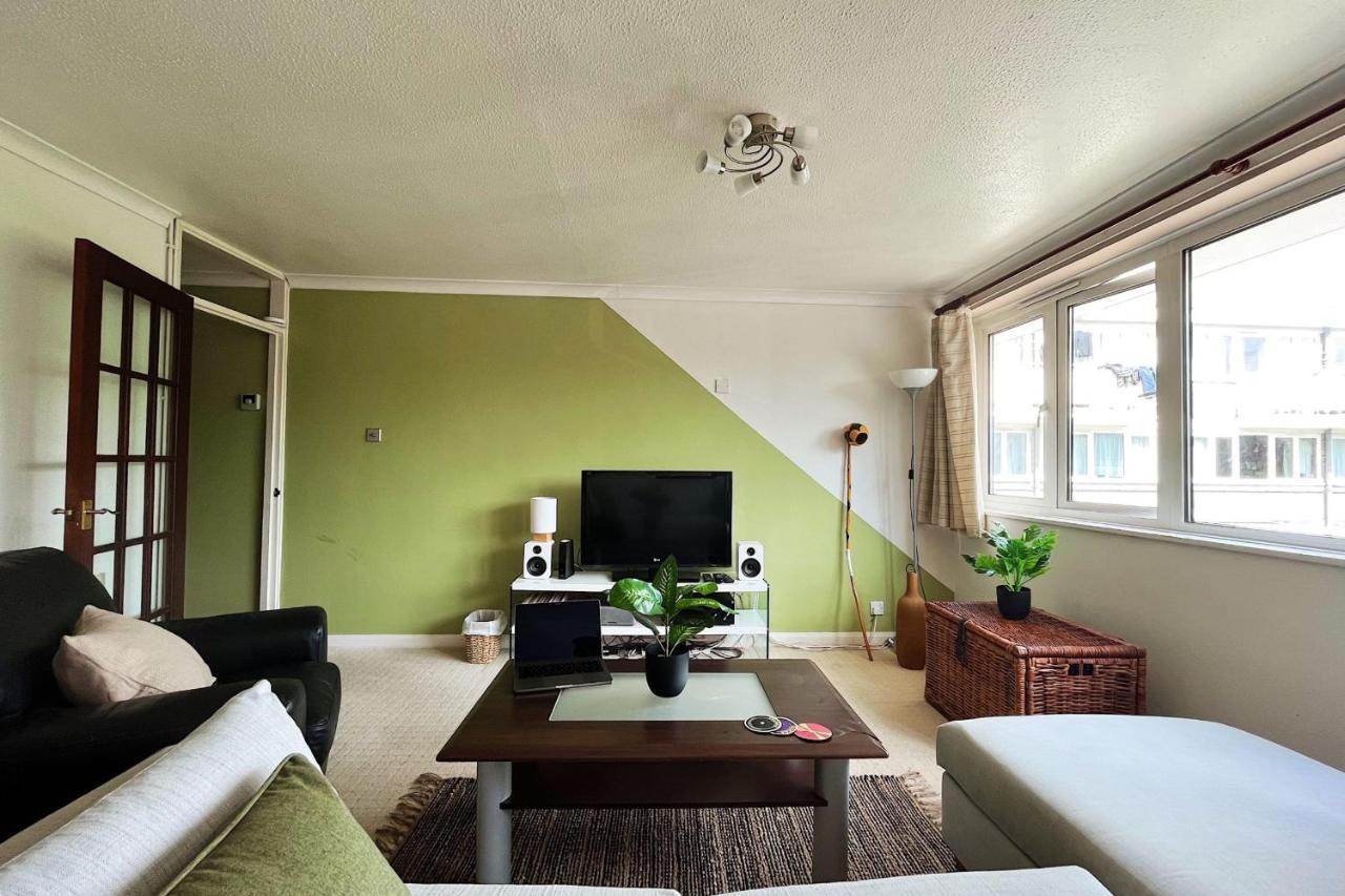 Spacious 2 Bedroom Apartment In Cricklewood London Eksteriør bilde